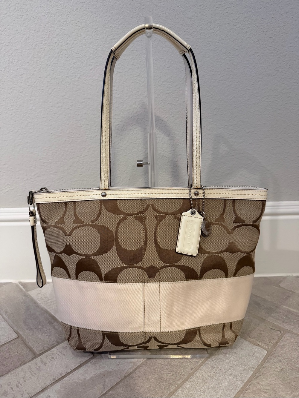 Coach Signature C Brown Jacquard Ivory Stripe Zip Top Tote